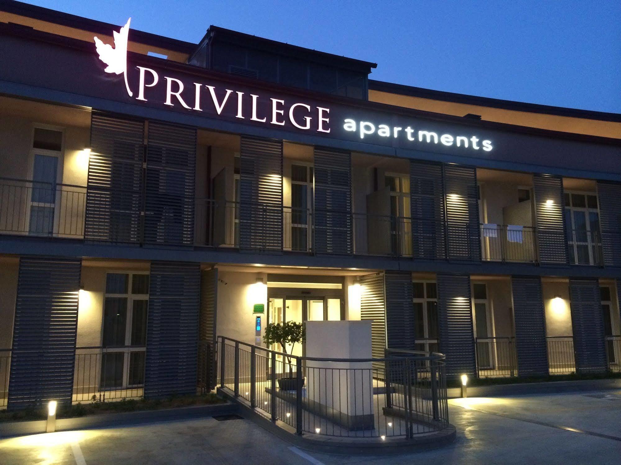 Privilege Apartments Vimercate Exterior photo